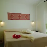 Апартаменты Is Cannisonis