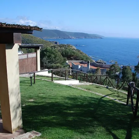 דירה Is Cannisonis טורה דיי קורסרי