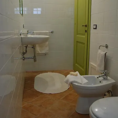 Is Cannisonis טורה דיי קורסרי